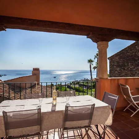 Bonne Terrasse Maison Pieds Dans L'eau Villa *