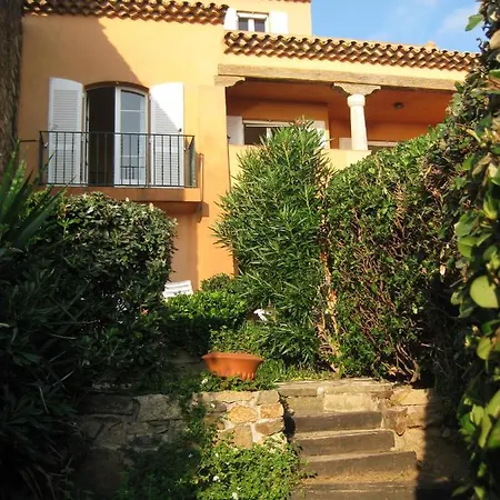 Bonne Terrasse Maison Pieds Dans L'eau * Ramatuelle